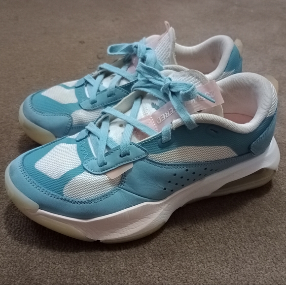 Nike Jordan Air 200e - Picture 2 of 12